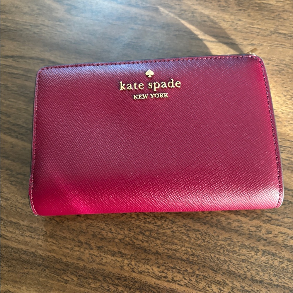 Kate Spade bifold burgundy wallet
